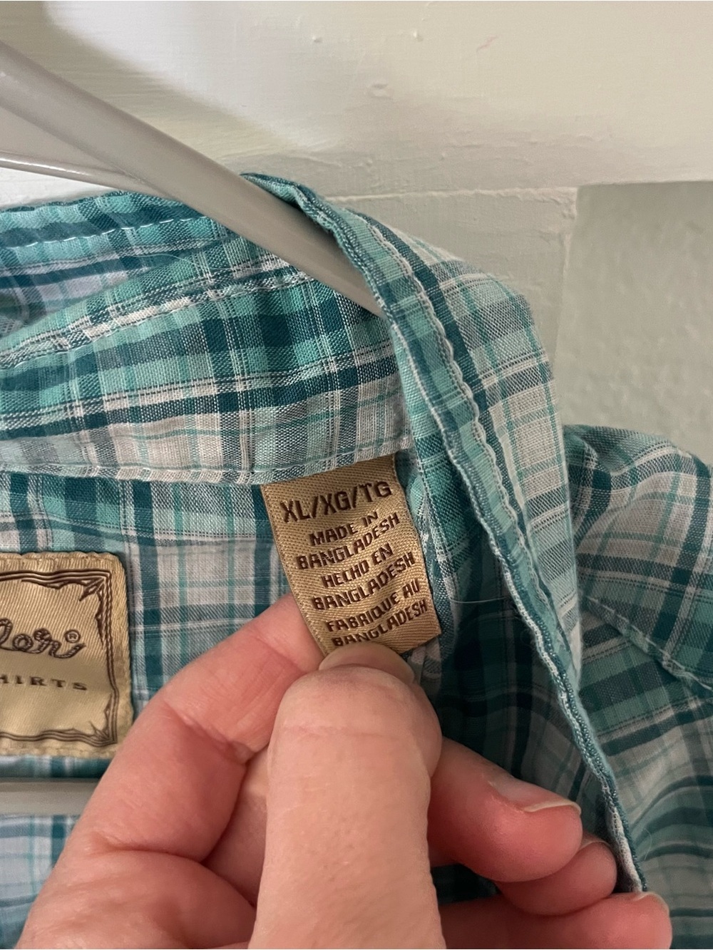 Wrangler Men's XL Plaid Western Button-down Shirt. - Picture 4 of 10